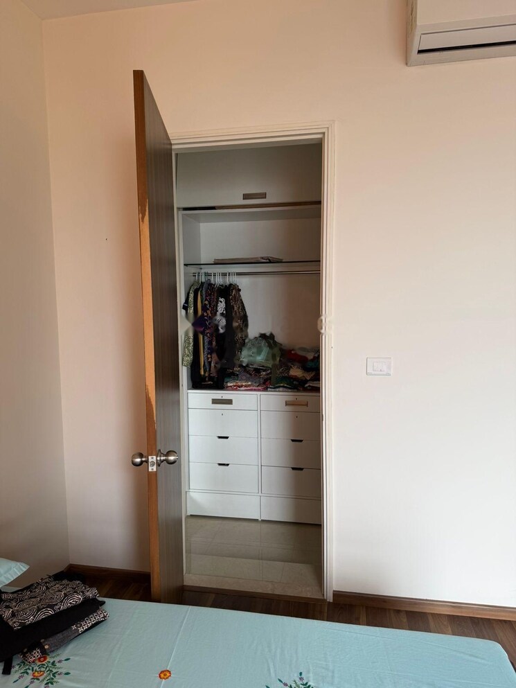 Room, lnt-crescent-bay-t3 2 Bedroom 788 Sq.Ft. Apartment In Parel Mumbai 9115234