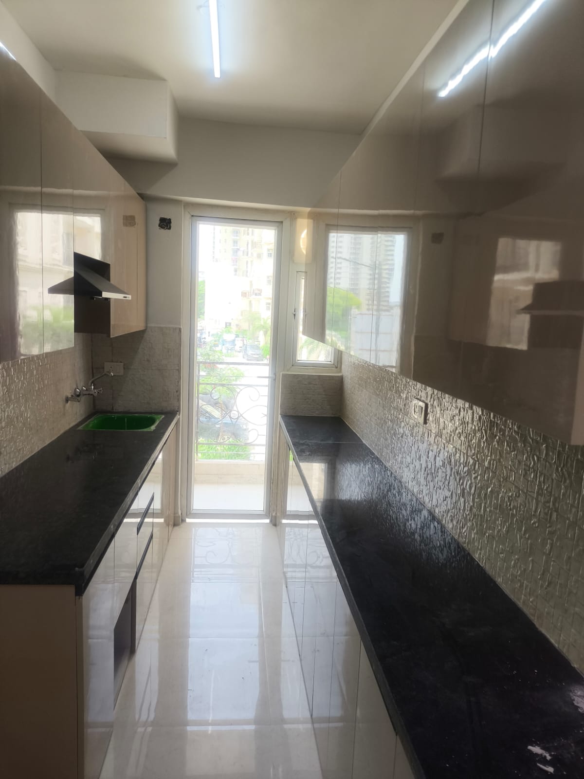 2 BHK + Pooja Room 590 Sq.Ft. Apartment in Signature The Millennia 2