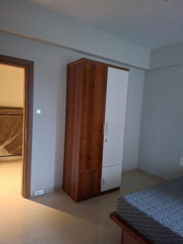 Bedroom in 4 BHK Apartment at Balaji CHS Chembur, Chembur – for Rent