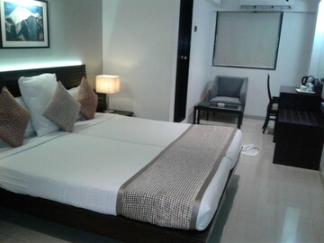 Bedroom in  Co-working Space at Andheri East – for Sale