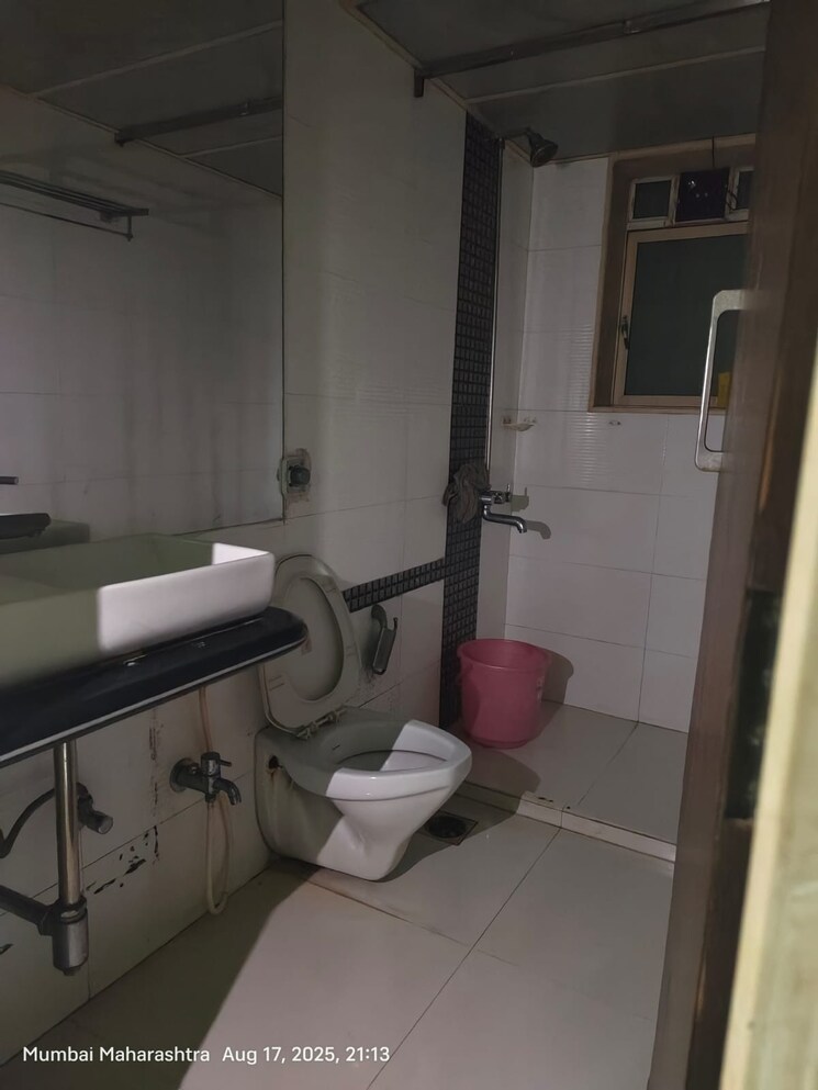 Bathroom, shiv-srushti-apartments 2 Bedroom 650 Sq.Ft. Apartment In Kurla East Mumbai 9115281