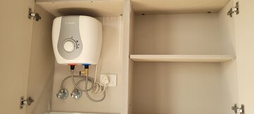 Bathroom in 3 BHK Apartment at M3M Heights, Sector 65 – for Rent