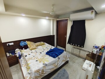 Bedroom in 1 BHK Builder Floor at Saket – for Rent