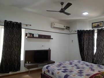 Bedroom in 4 BHK Villa at Skylark Arcadia, Whitefield – for Rent