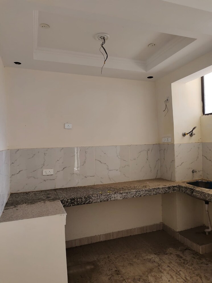 Kitchen, royce-sentosa-parc 3 Bedroom 1750 Sq.Ft. Apartment In Raj Nagar Extension Ghaziabad 9115348