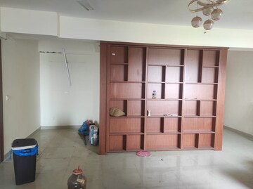 Room in 3 BHK Apartment at Royce Sentosa Parc, Raj Nagar Extension – for Rent
