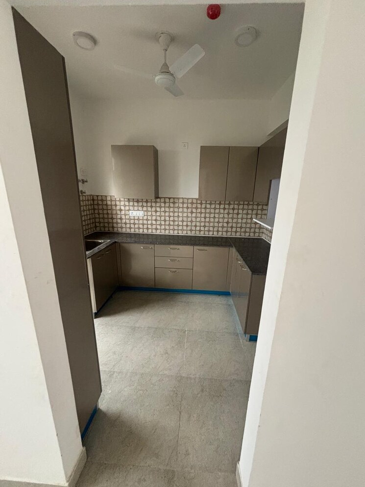 Bathroom, ats-le-grandiose 3 Bedroom 1625 Sq.Ft. Apartment In Sector 150 Noida 9115383