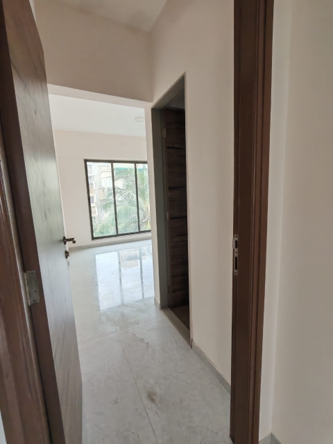 2 BHK + Extra Room Apartment For Sale in Shree Rashmi Jewel