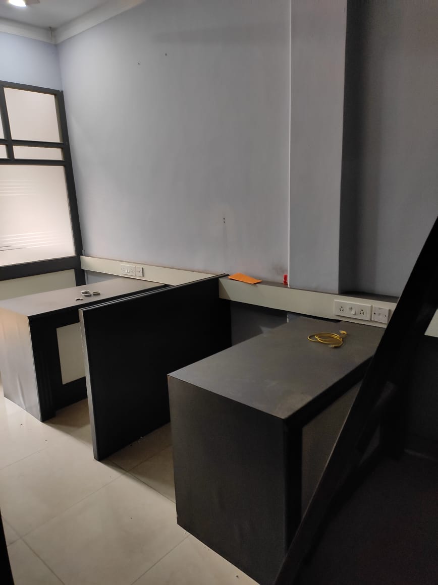 Office Space For Rent in Karnani Estate 