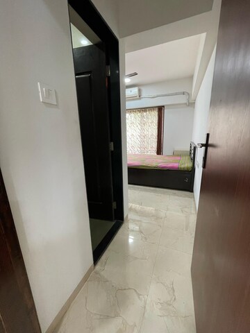 Bedroom in 1 BHK Apartment at Sidhivinayak Flora, Chembur – for Rent