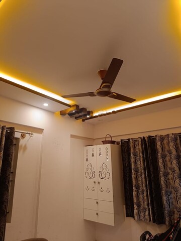 Furnished Amenities in 2 BHK Apartment at Mythri Sapphire, Off Sarjapur Road – for Rent