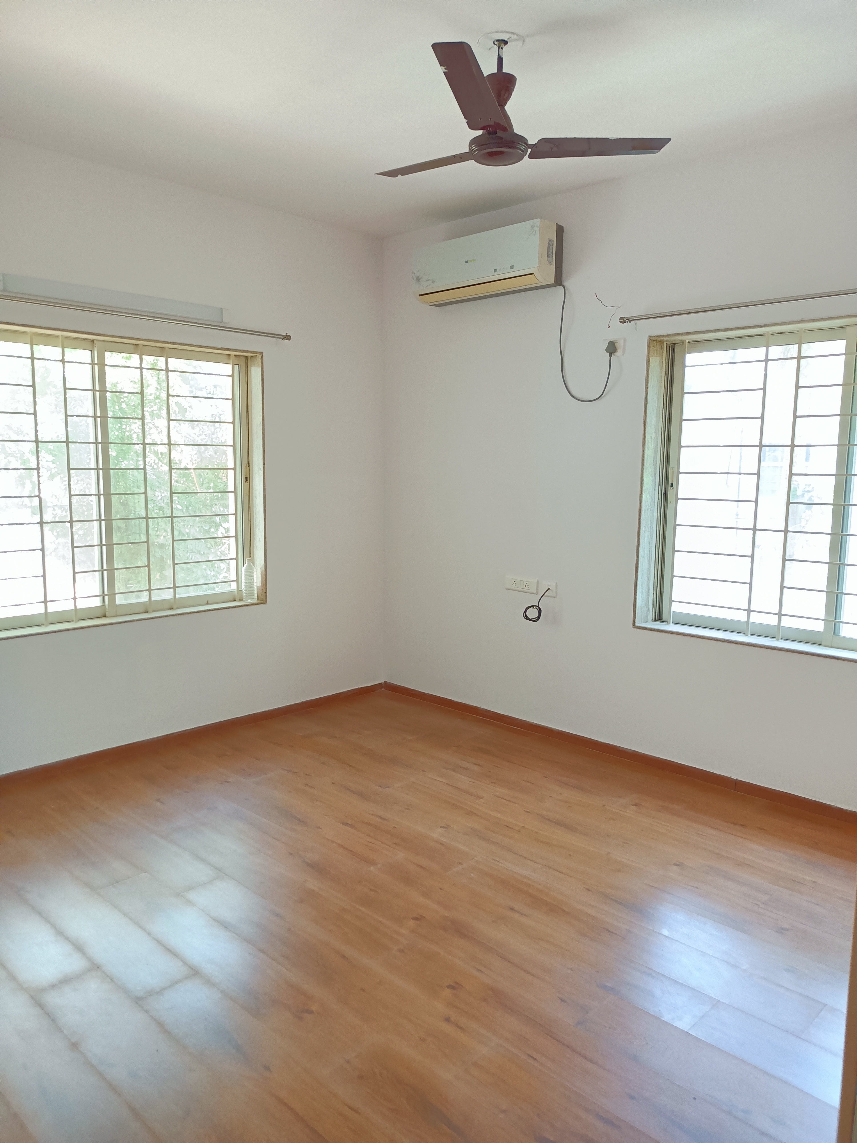 2 BHK Apartment For Sale in Brahma Meander