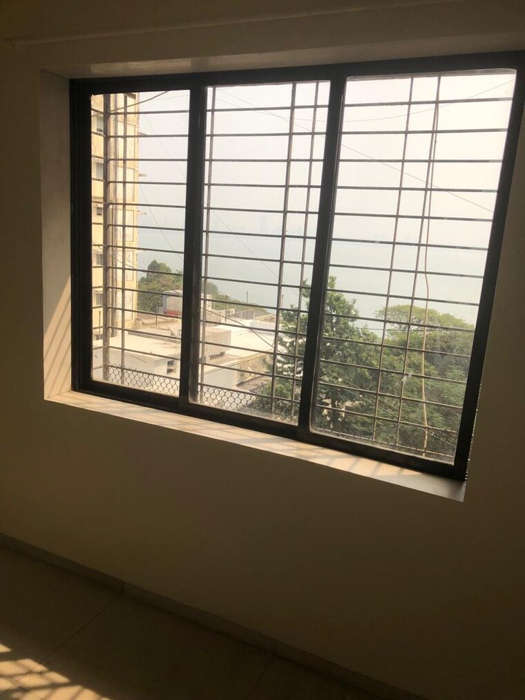 Room, walkeshwar 3 Bedroom 780 Sq.Ft. Apartment In Walkeshwar Mumbai 9115538
