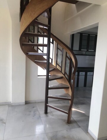 Staircase in 3 BHK Apartment at Walkeshwar – for Sale