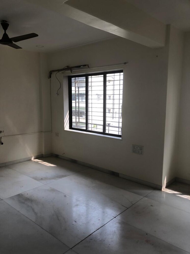 Room, walkeshwar 3 Bedroom 780 Sq.Ft. Apartment In Walkeshwar Mumbai 9115538