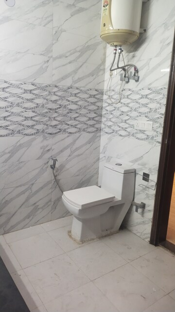 Bathroom in 2 BHK Builder Floor at Saket – for Rent