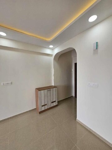 Room in 3 BHK Apartment at Goyal Orchid Piccadilly, Thanisandra Main Road – for Rent