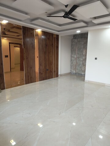 3 BHK Builder Floor For Rent in Green Fields Colony