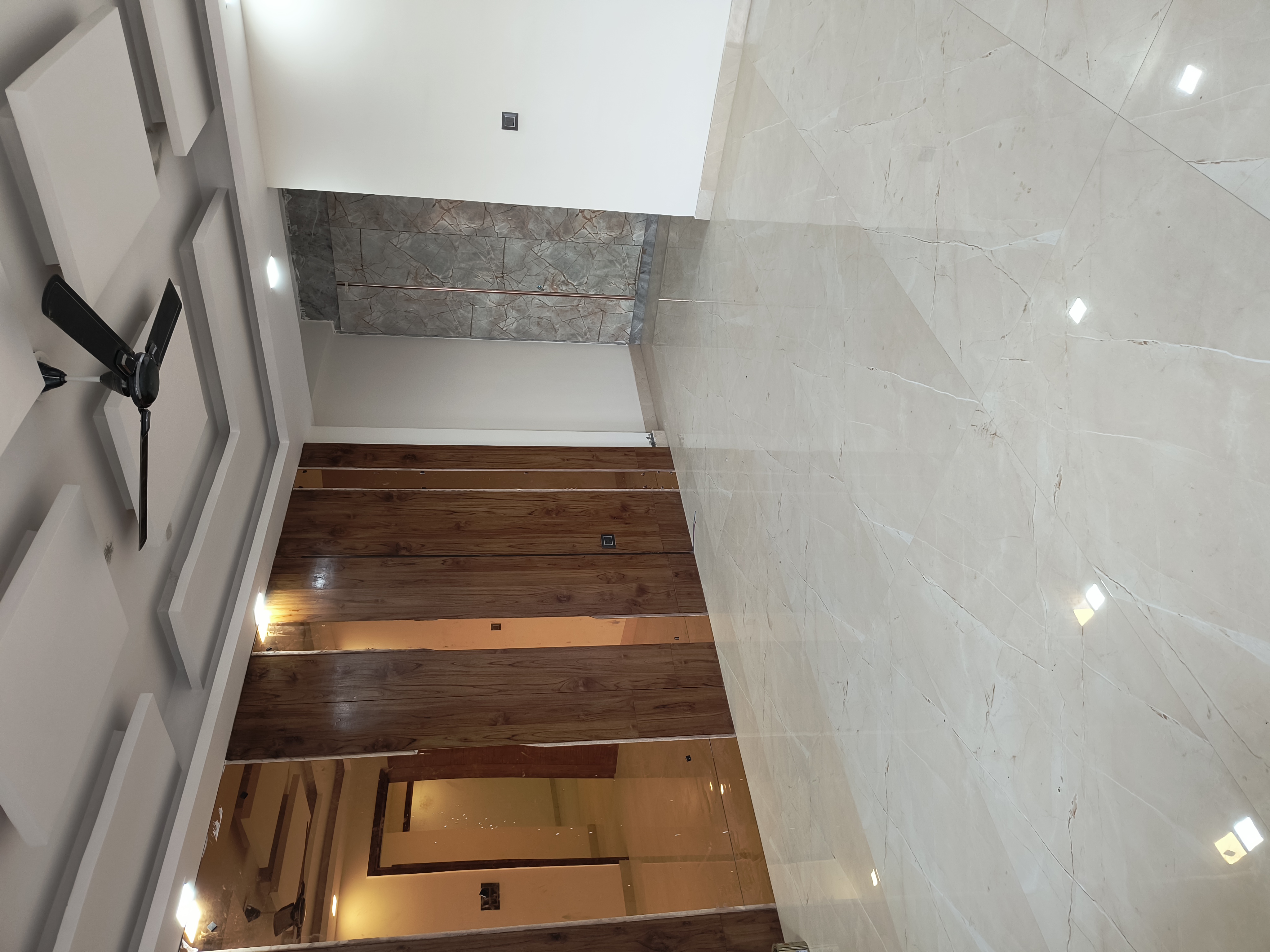 3 BHK + Pooja Room,Servant Room,Study Room,Extra Room Builder Floor For Rent in Green Fields Colony