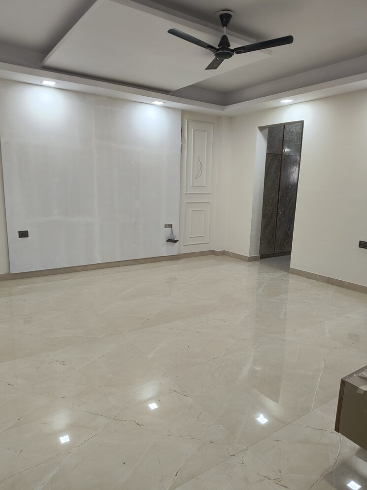 undefined, green fields colony 3 Bedroom 320 Sq.Yd. Builder Floor In Green Fields Colony Faridabad 9115605