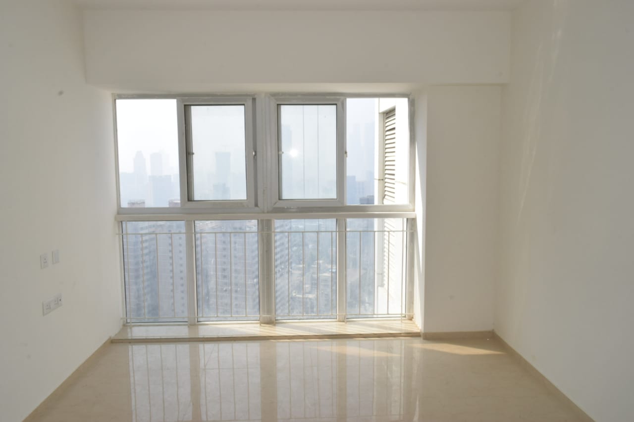 2 BHK Apartment For Rent in Ruparel Ariana