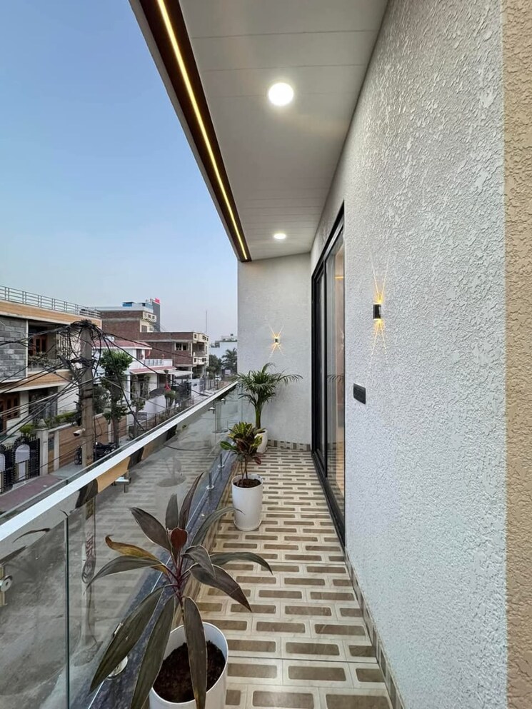 Balcony, vaishali nagar 4 Bedroom 205 Sq.Yd. Villa In Vaishali Nagar Jaipur 9115694