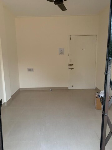 Room in 2 BHK Apartment at Anand Nagar – for Rent