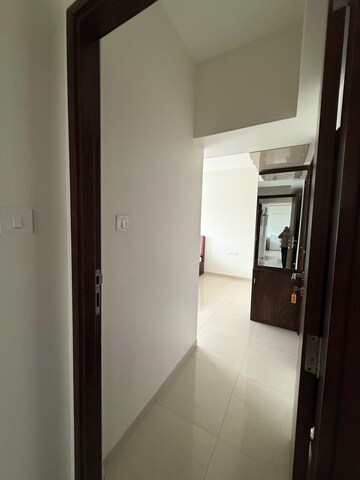 Bedroom in 2 BHK Apartment at Kalpataru Bliss, Santacruz East – for Rent