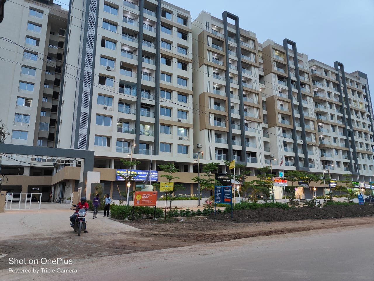 2 BHK + Pooja Room Apartment For Sale in East 12 