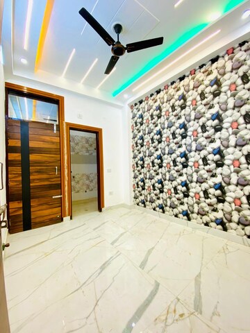 Bedroom in 2 BHK Builder Floor at Sidcul – for Rent