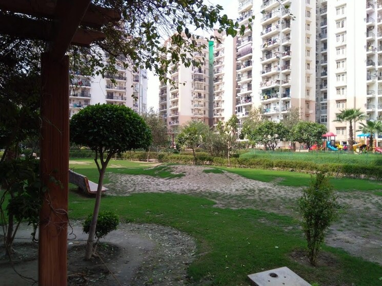 Garden, gaur-grandeur 2 Bedroom 1246 Sq.Ft. Apartment In Sector 119 Noida 9115822