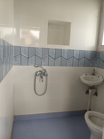 Bathroom in 1 RK Builder Floor at New Friends Colony – for Rent