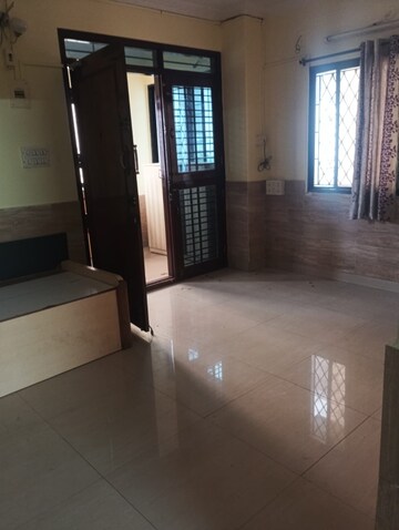 Room in 3 BHK Builder Floor at Shanthi Nagar – for Rent