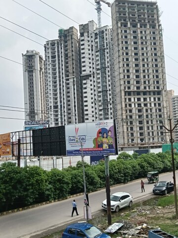 Office Space in IT/SEZ – Exterior View View at Midpoint Mart, Siddharth Vihar - for Rent