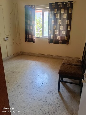 Room in 1 BHK Independent House at Koregaon Park Annexe – for Rent