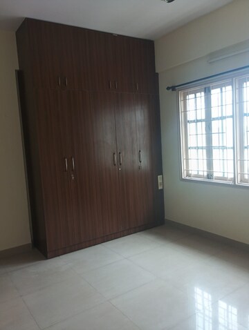 Room in 2 BHK Builder Floor at Koramangala – for Rent