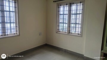 Room in 2 BHK Builder Floor at Koramangala – for Rent