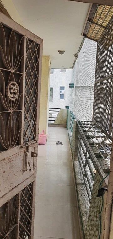  3 BHK Builder Floor at Niti Khand – for Rent