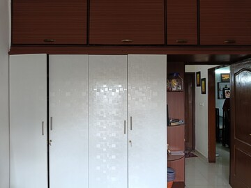 Room in 3 BHK Apartment at LnT Realty South City, Bannerghatta Road – for Rent