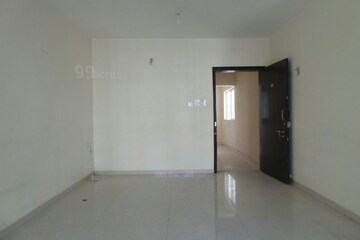 Room in 2 BHK Apartment at Rohan Leher, Baner – for Sale