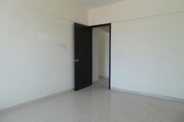 Room in 2 BHK Apartment at Rohan Leher, Baner – for Sale