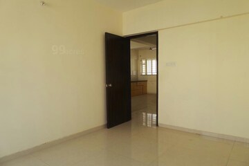 Room in 2 BHK Apartment at Rohan Leher, Baner – for Sale