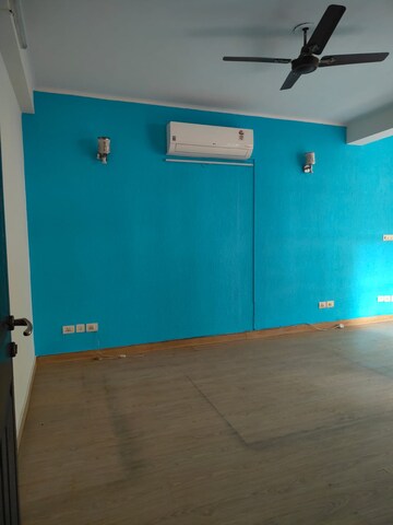 Room in 3.5 BHK Villa at Ansal Sushant Residency, Sushant Lok Iii – for Rent