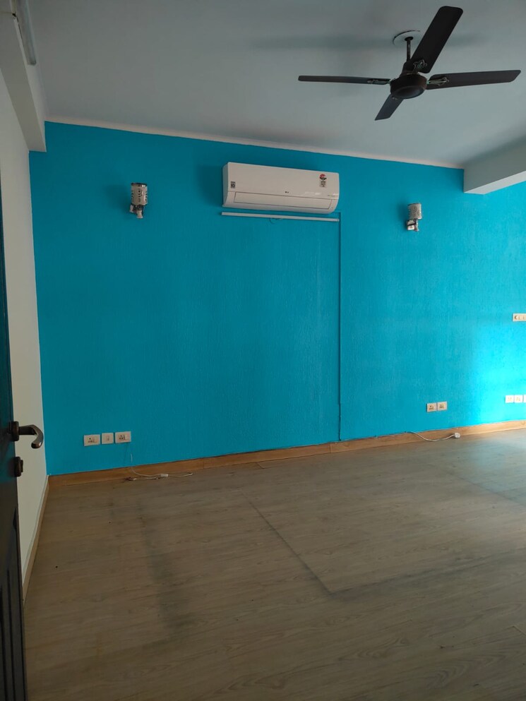 Room, ansal-sushant-residency 3.5 Bedroom 2400 Sq.Ft. Villa In Sushant Lok Iii Gurgaon 9116080