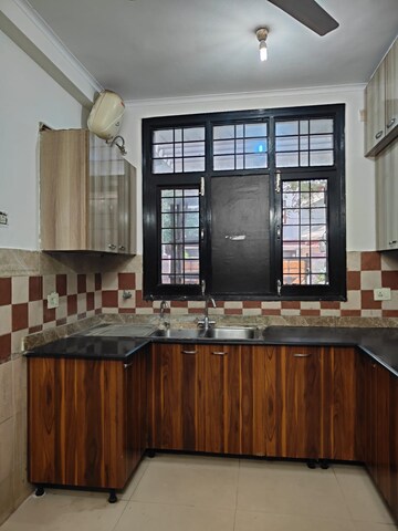 Kitchen in 3.5 BHK Villa at Ansal Sushant Residency, Sushant Lok Iii – for Rent