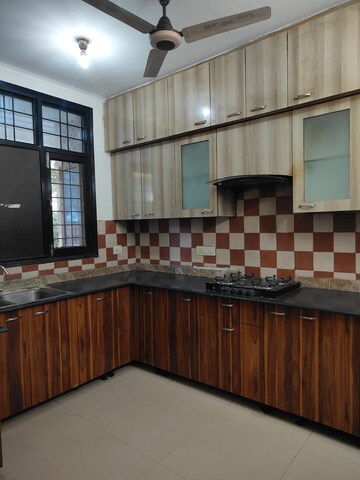 Kitchen in 3.5 BHK Villa at Ansal Sushant Residency, Sushant Lok Iii – for Rent
