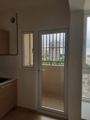 Room in 1 BHK Apartment at Bhartiya Nikoo Homes Phase 2, Thanisandra Main Road – for Sale