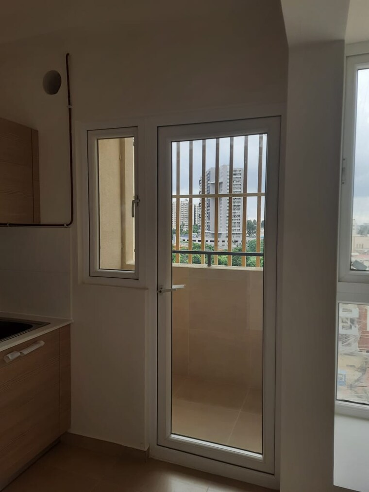 Room, bhartiya-nikoo-homes-phase-2 1 Bedroom 693 Sq.Ft. Apartment In Thanisandra Main Road Bangalore 9116137