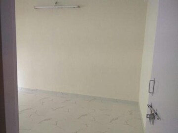 Room in 2 BHK Apartment at Nivedita Apartment Rambaug Colony, Kothrud – for Rent