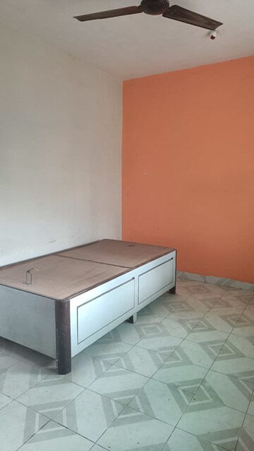 Bedroom in 1 BHK Apartment at Shakti Khand Iii – for Rent
